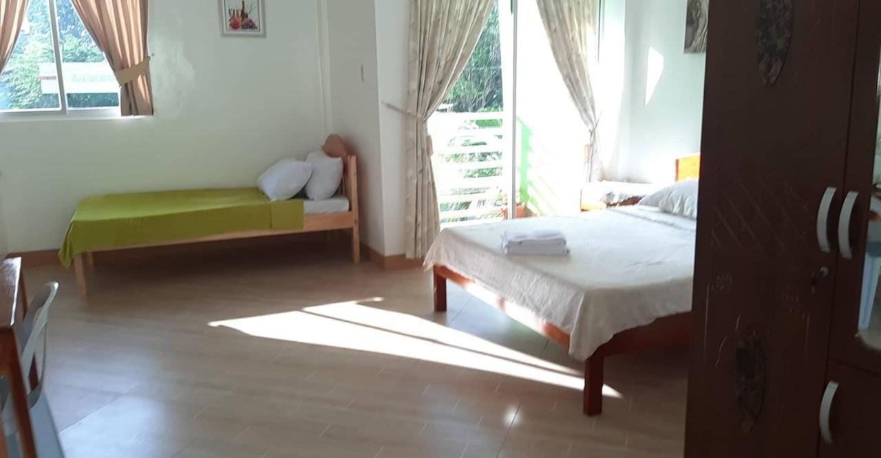 Coombsguesthouse Siquijor Exterior photo